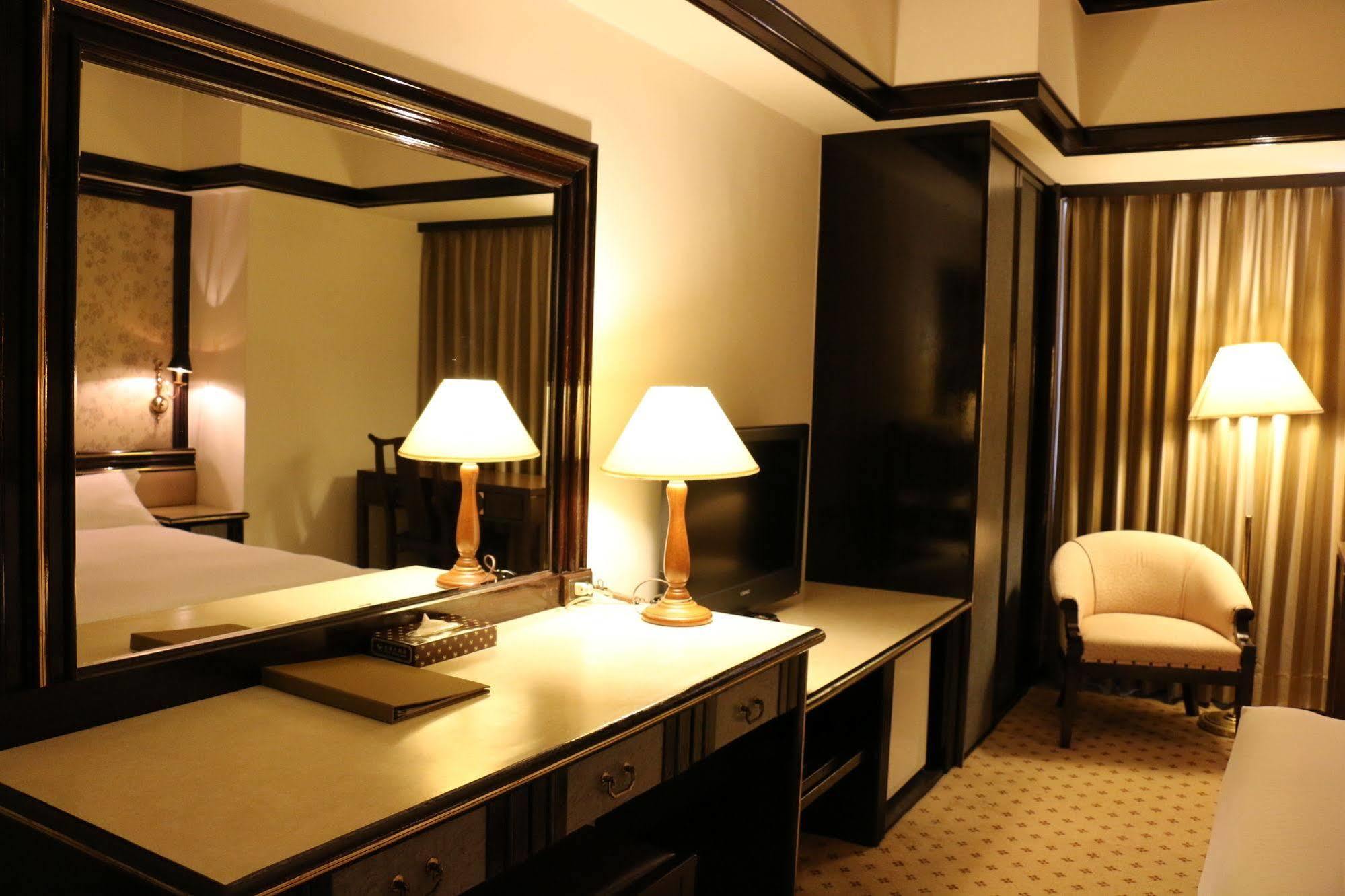 King'S Town Hotel Kaohsiung Eksteriør billede